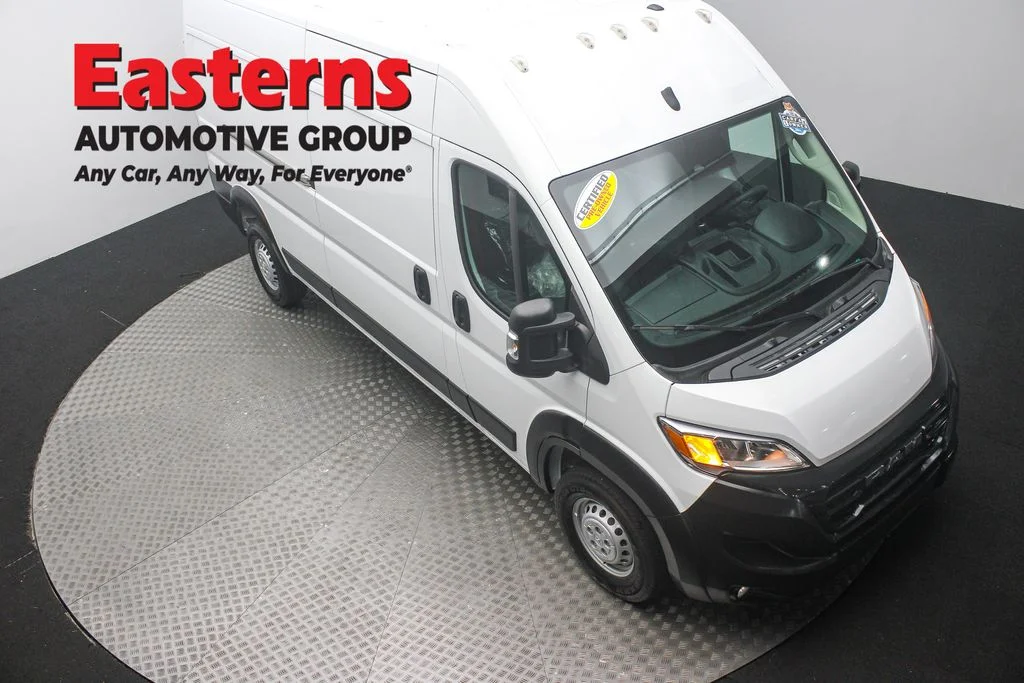 Used 2025 White Ram High Roof image 3