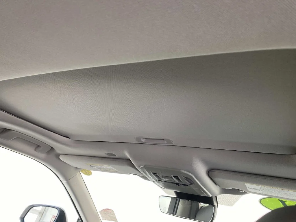 Used 2021 Blizzard Pearl Toyota XLE image 13