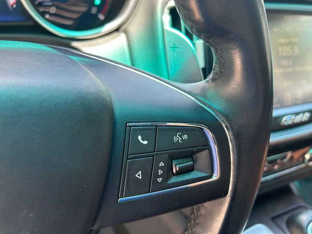 Used 2014 Gray Maserati Base image 46