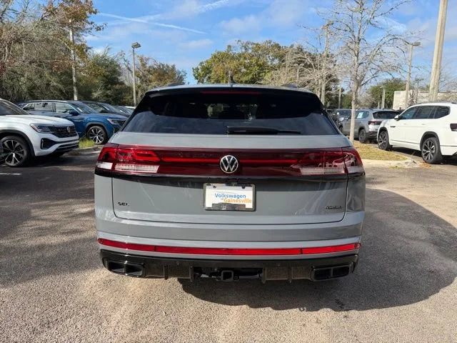 New 2026 pure gray Volkswagen 2.0T SEL R-Line Black image 5