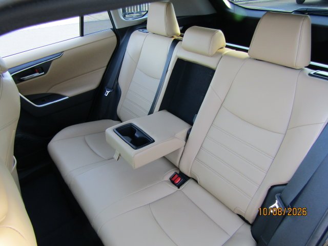 Used 2025 Midnight Black Metallic Toyota XLE Premium image 21