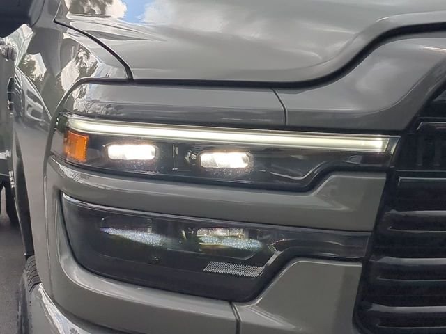 New 2026 Ceramic Gray Clear-Coat Exterior Paint RAM Laramie image 10