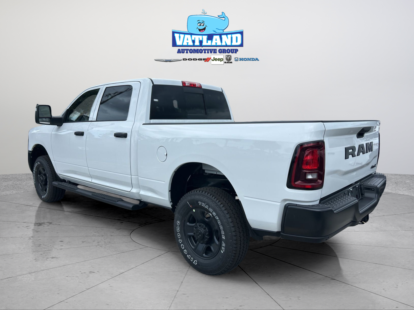 New 2026 Bright White Clear-Coat Exterior Paint RAM Tradesman image 4
