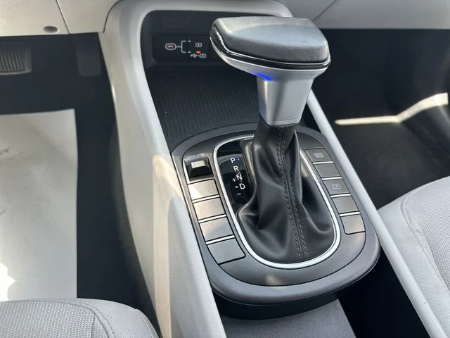 Certified Used 2024 White Hyundai SEL image 22
