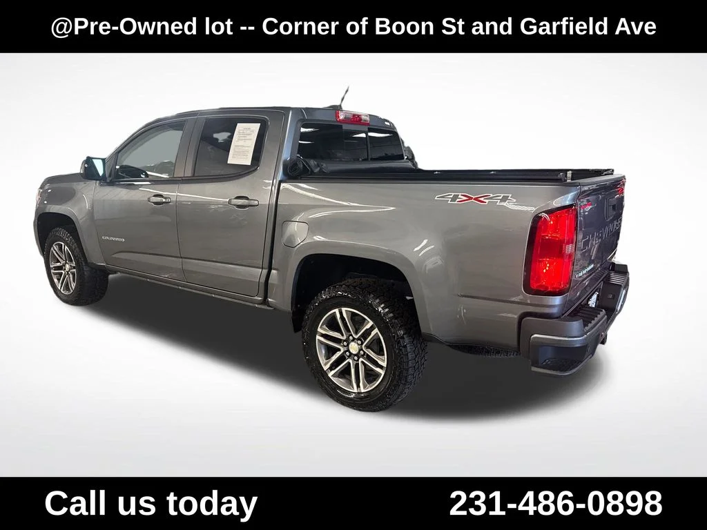 Used 2021 Gray Chevrolet LT image 3