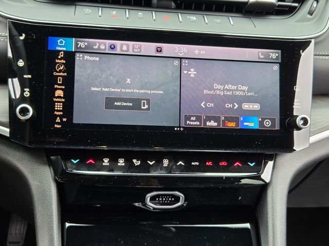New 2026 Bright White Clear-Coat Exterior Paint Jeep Laredo image 18