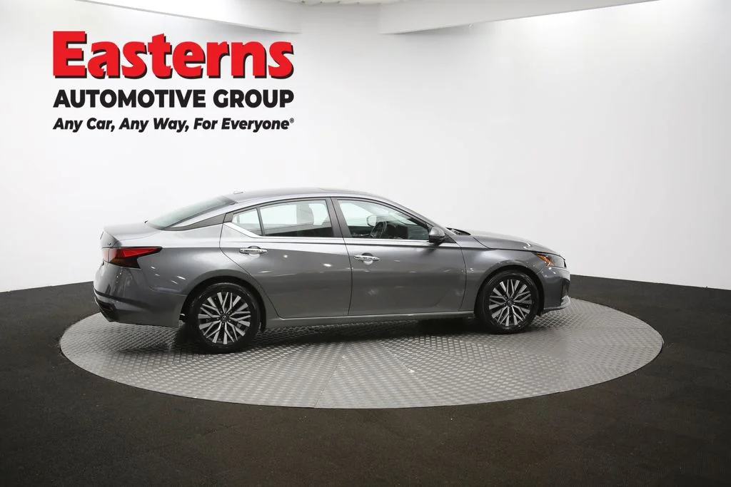 Used 2023 Gray Nissan 2.5 SV image 43