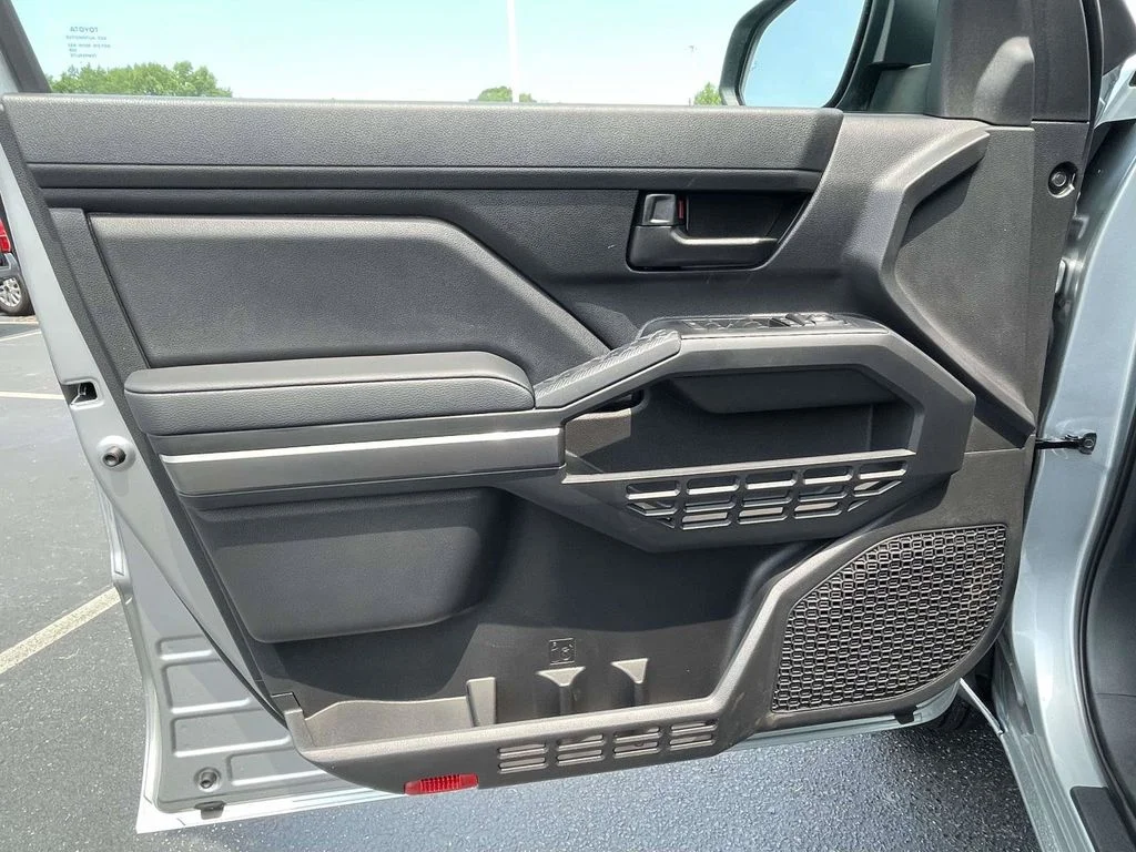 New 2026 Silver Toyota SR5 image 25