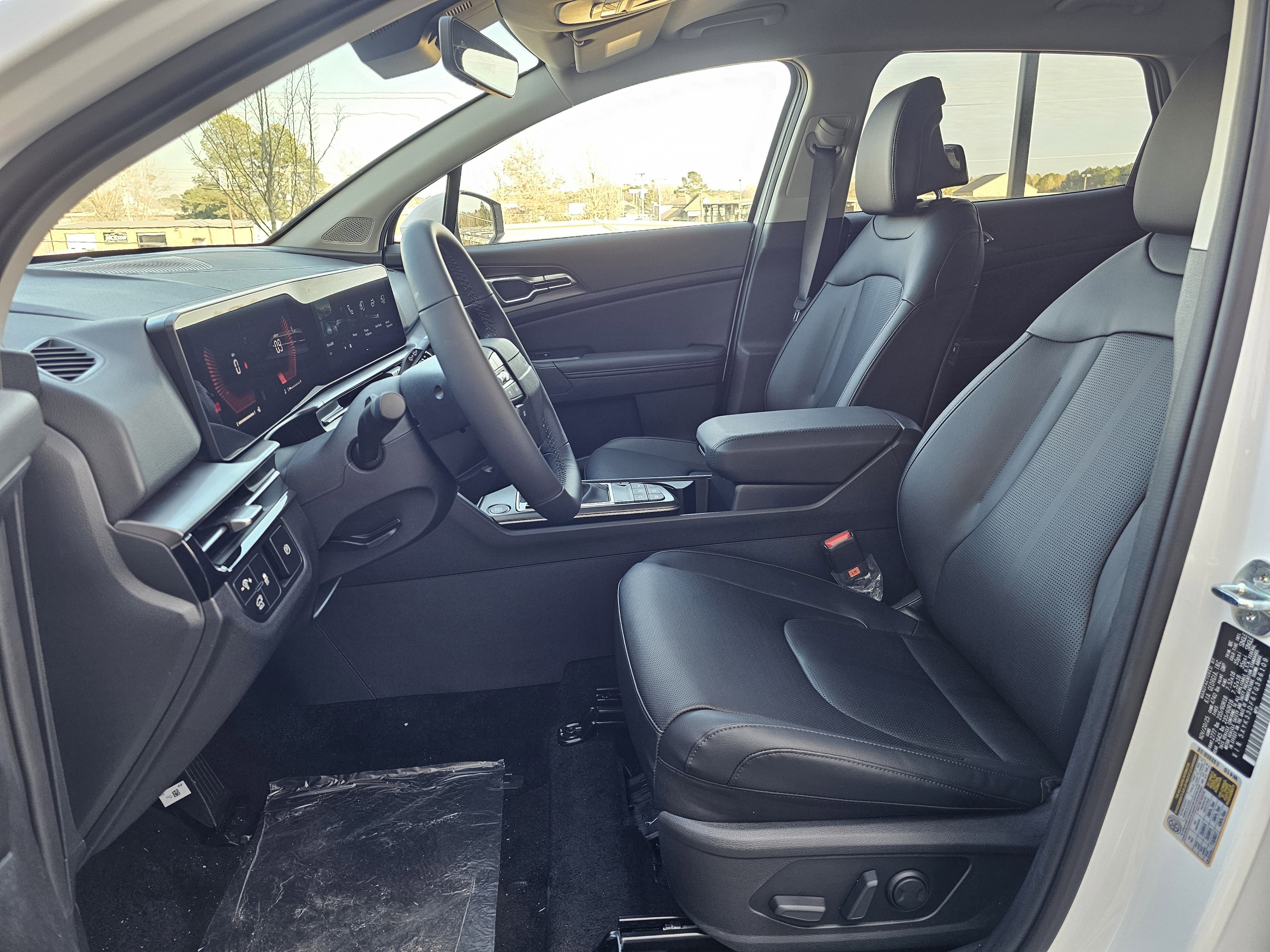 New 2026 Glacial White Pearl Kia EX image 9