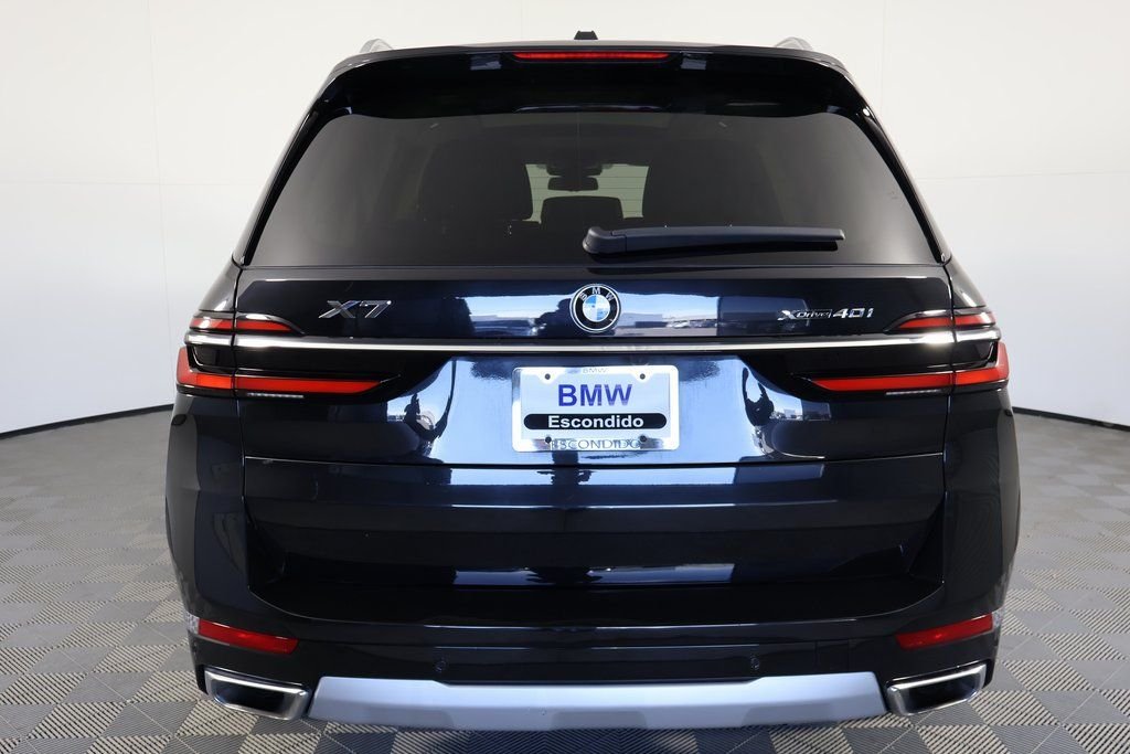 Used 2023 Black BMW xDrive40i image 5