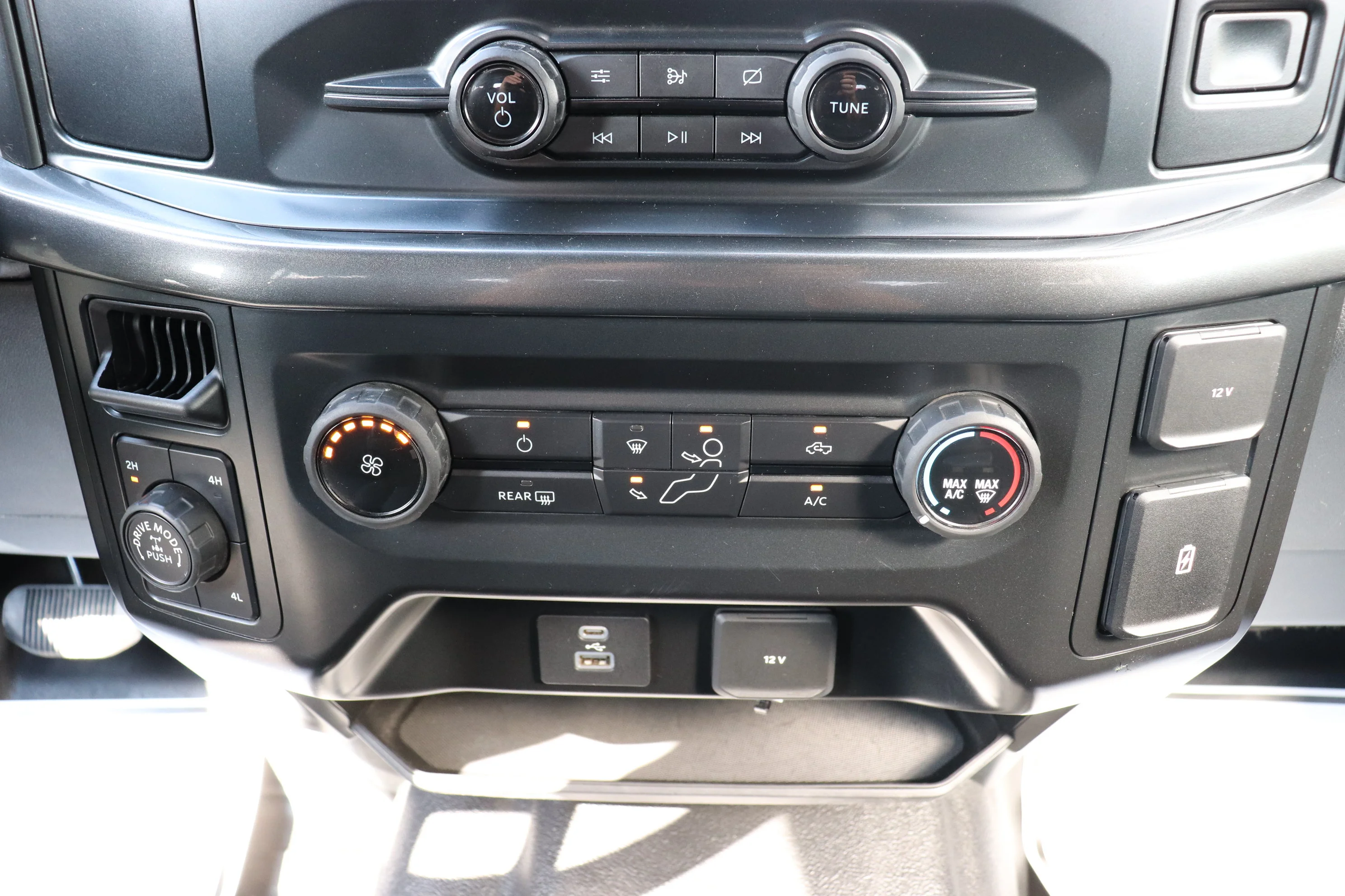 Used 2021 Black Ford XL 4WD SuperCrew 5.5