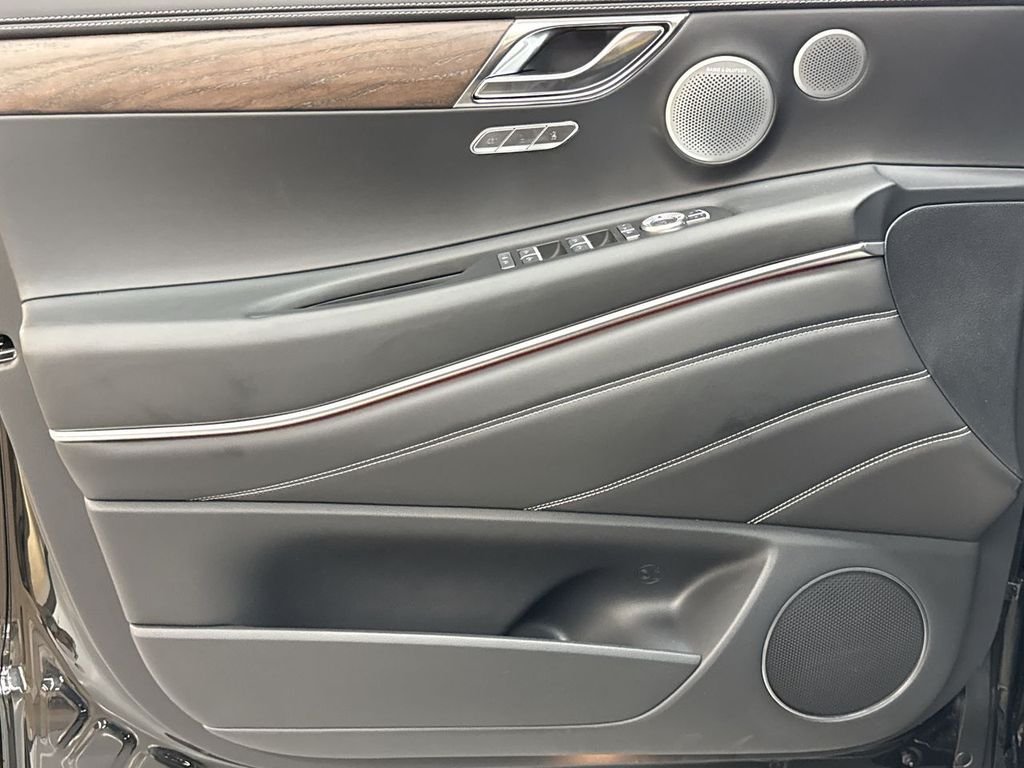 New 2026 Black Genesis 3.5T Prestige image 12