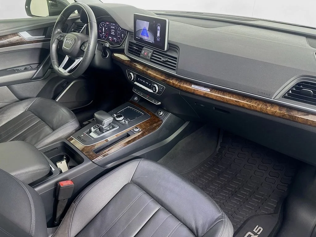 Used 2018 Gray Metallic Audi 2.0T Premium Plus image 39