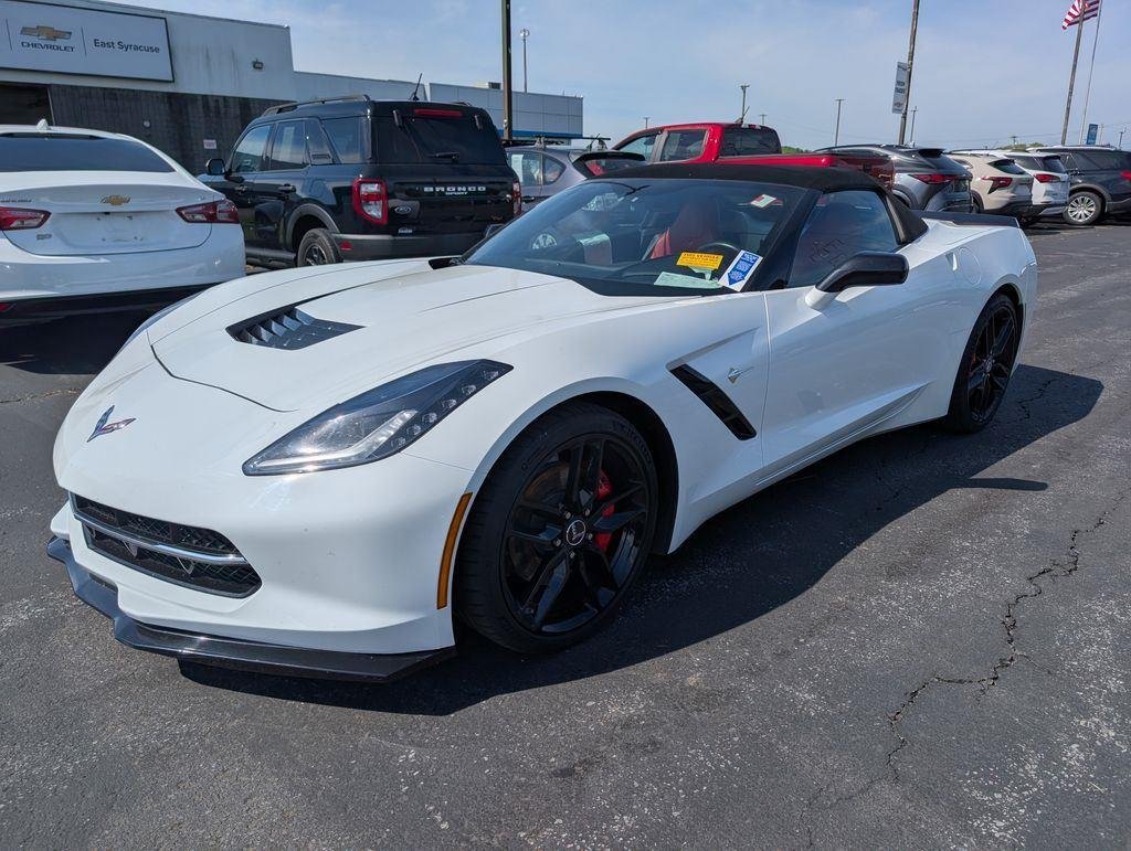 Used 2015 Arctic White Chevrolet Stingray image 5