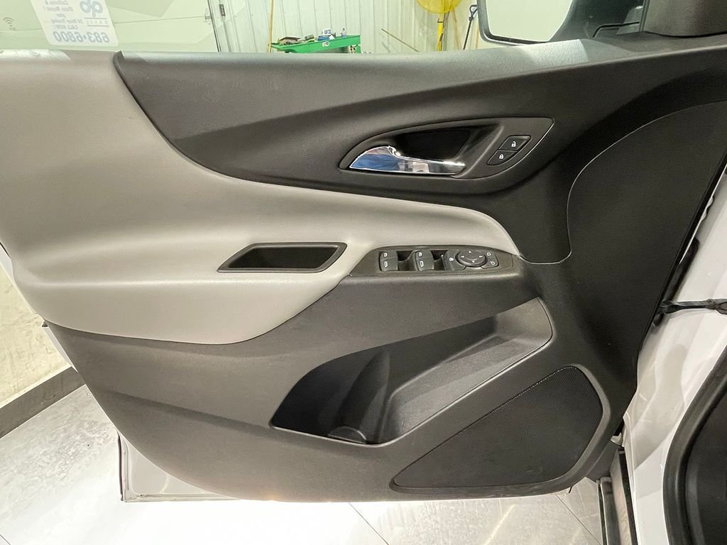 Used 2023 White Chevrolet LS image 20