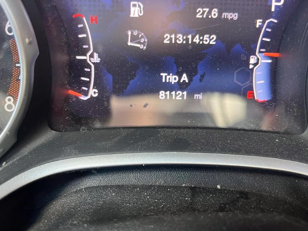 Used 2019 White Jeep Sport image 9