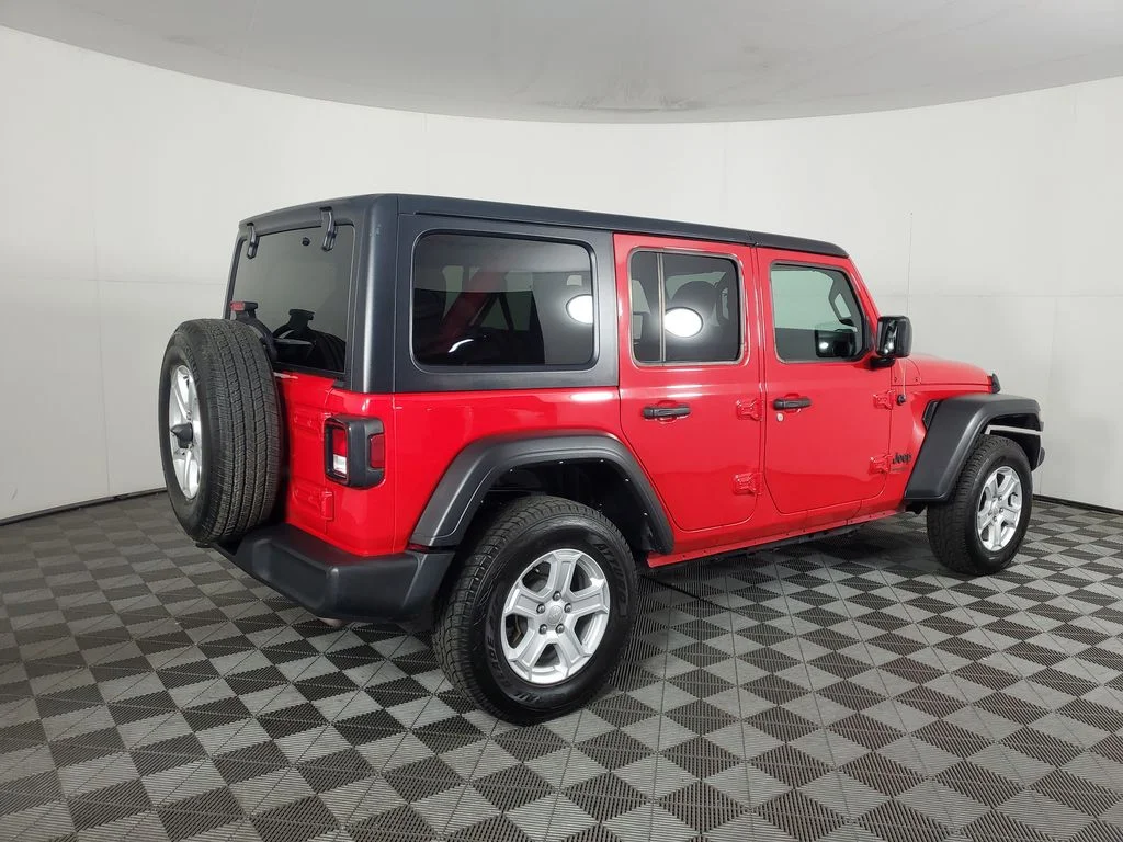 Used 2022 Red Jeep Unlimited Sport S image 4