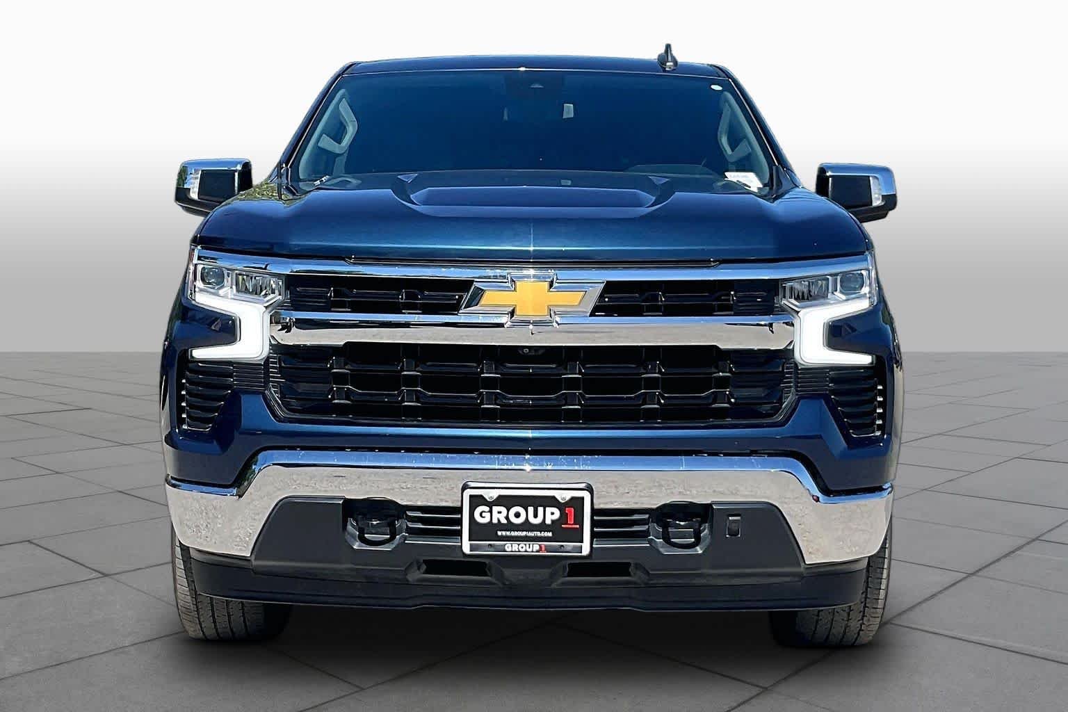 Used 2022 Northsky Blue Metallic Chevrolet LT image 4