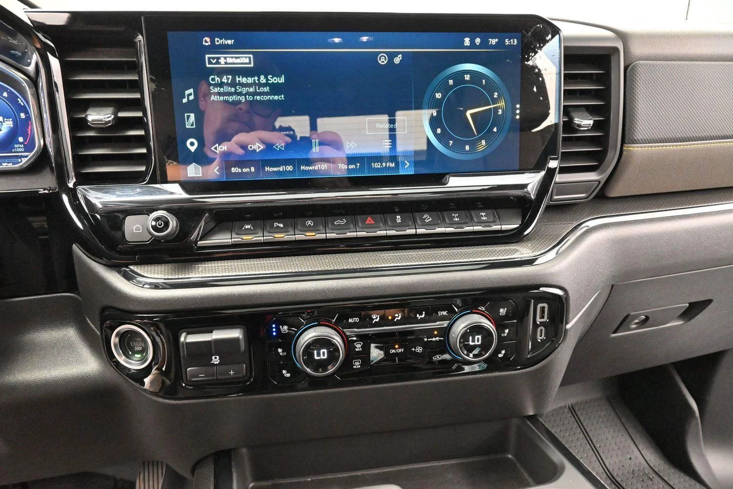 Used 2025 Slate Gray Metallic Chevrolet ZR2 image 22