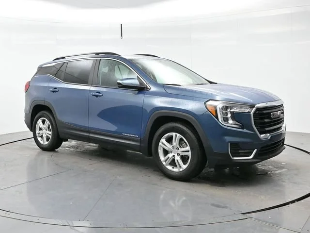 Used 2024 Downpour Metallic GMC SLE image 1
