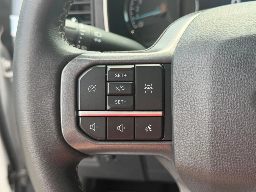Used 2023 White Ford XLT image 19