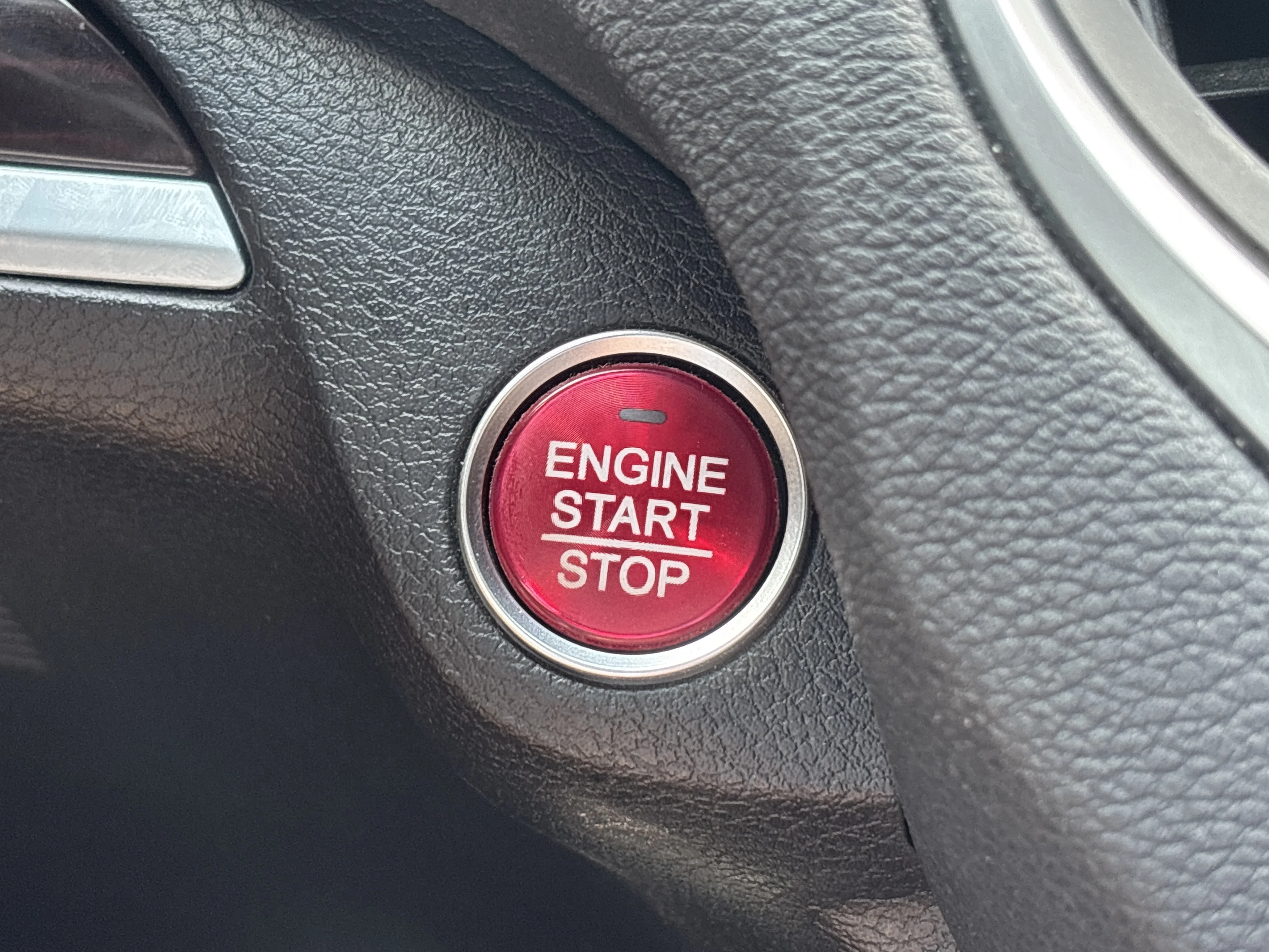 Used 2015 White Acura Base image 27