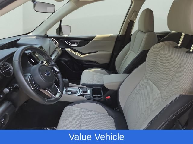 Used 2020 Crystal White Pearl Subaru Premium image 33