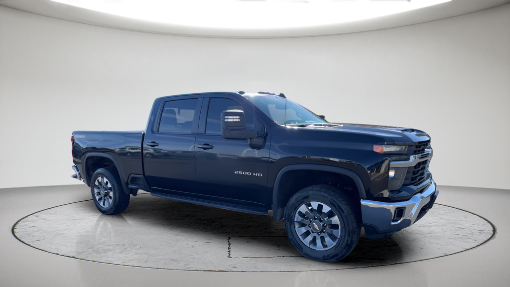 Used 2024 Black Chevrolet LT image 4