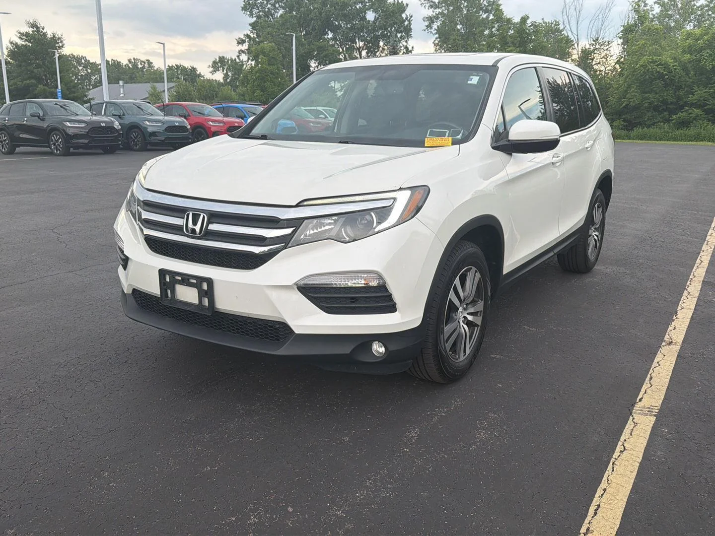 Used 2018 White Diamond Pearl Honda EX-L image 3