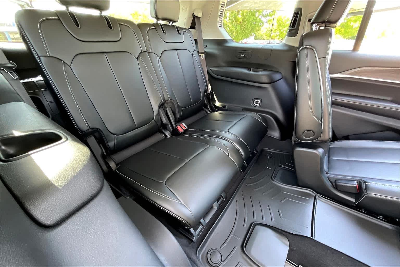 Used 2021 Baltic Gray Metallic Clearcoat Jeep Limited image 35