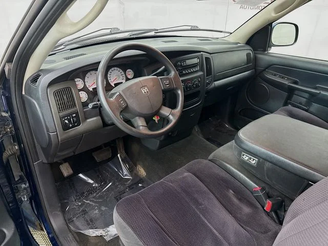 Used 2004 Patriot Blue Pearl Dodge SLT image 19