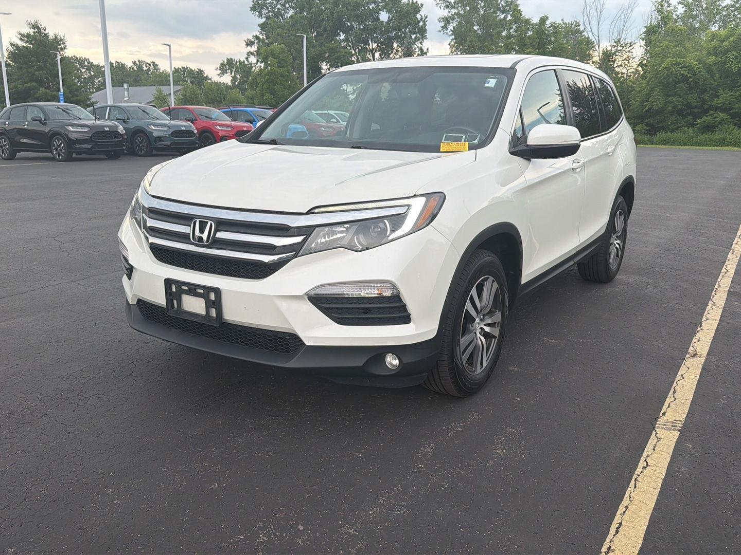 Used 2018 White Diamond Pearl Honda EX-L image 3