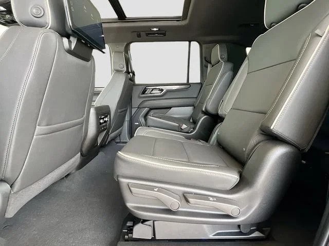Used 2026 Sterling Metallic GMC Elevation image 17