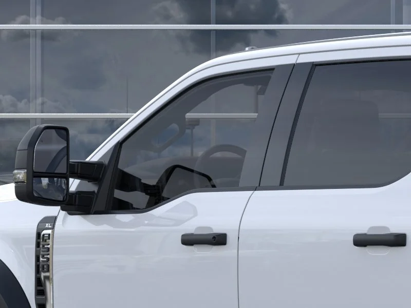 2025 Ford F-550 Super Duty Chassis Cab XL - Photo 20