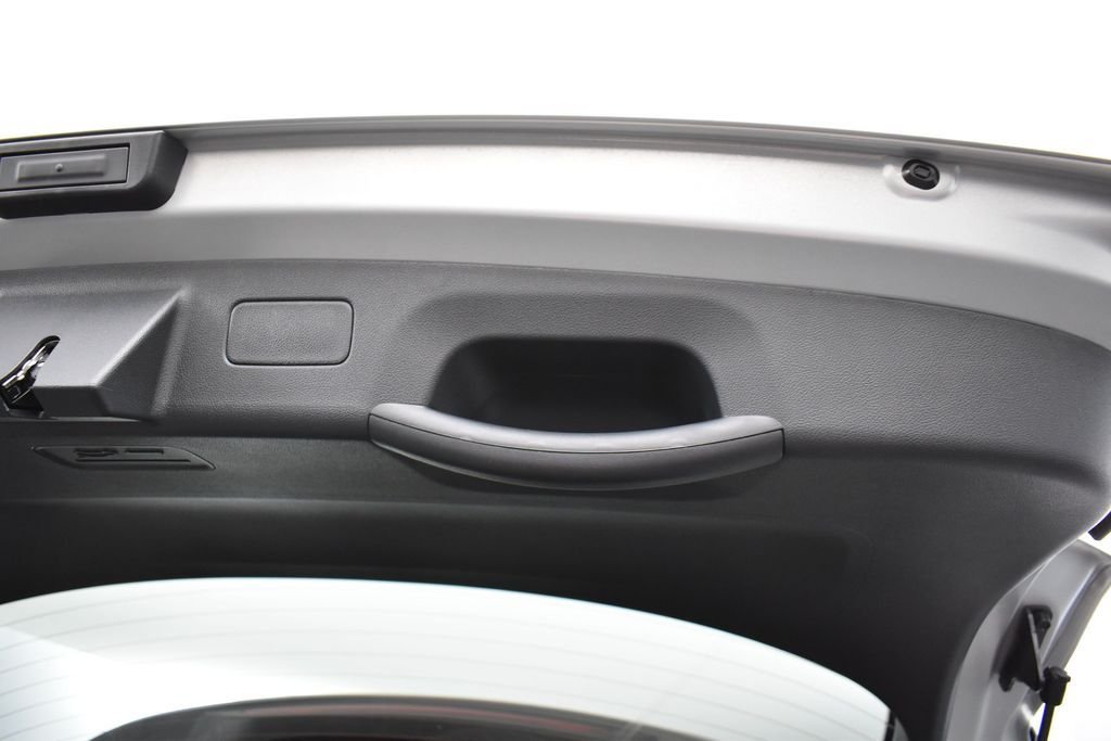 New 2026 Ivory Silver Kia LX image 20