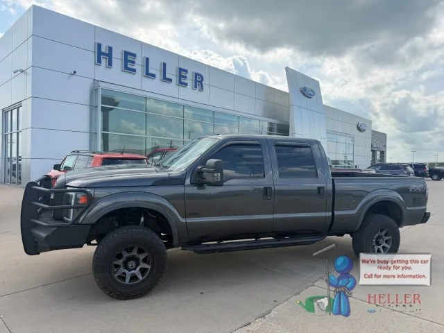 Used 2016 Magnetic Metallic Ford XLT image 3