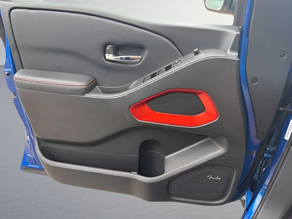 Used 2025 Blue Nissan PRO-X image 33
