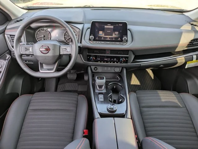 New 2026 Everest White Pearl TriCoat Nissan Rock Creek® image 13