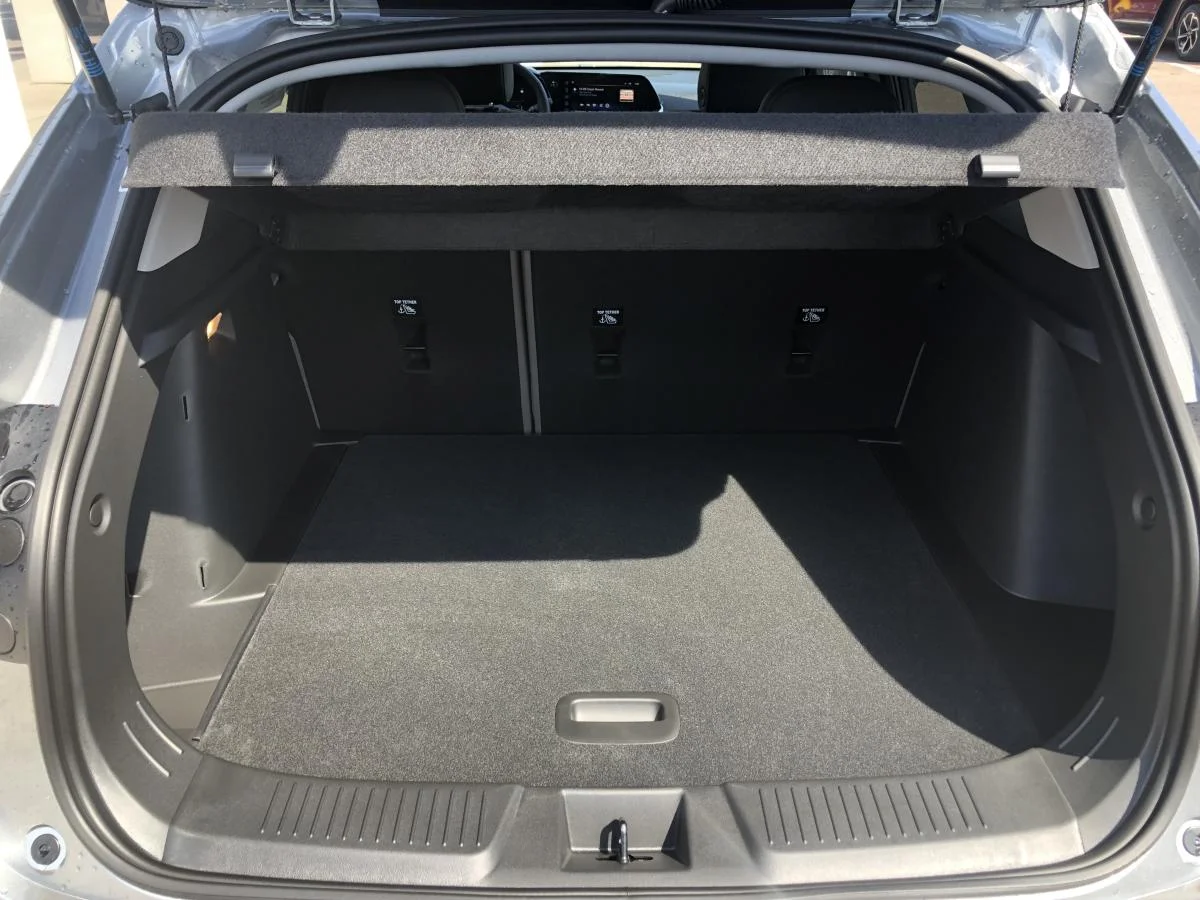 New 2026 Grey Chevrolet Fwd 4dr Activ image 9