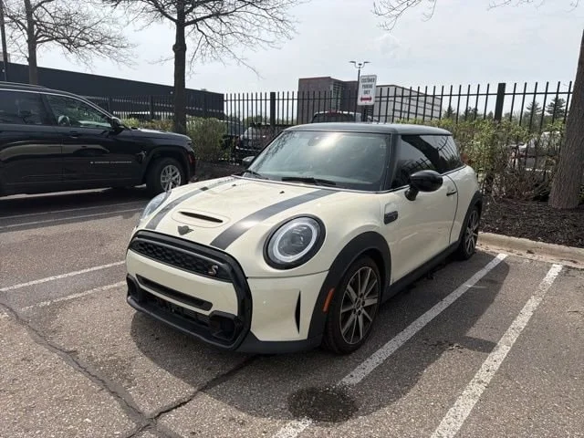 2022 MINI Hardtop 2 Door