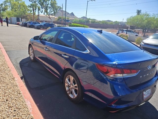 Used 2018 Lakeside Blue Hyundai SEL image 14