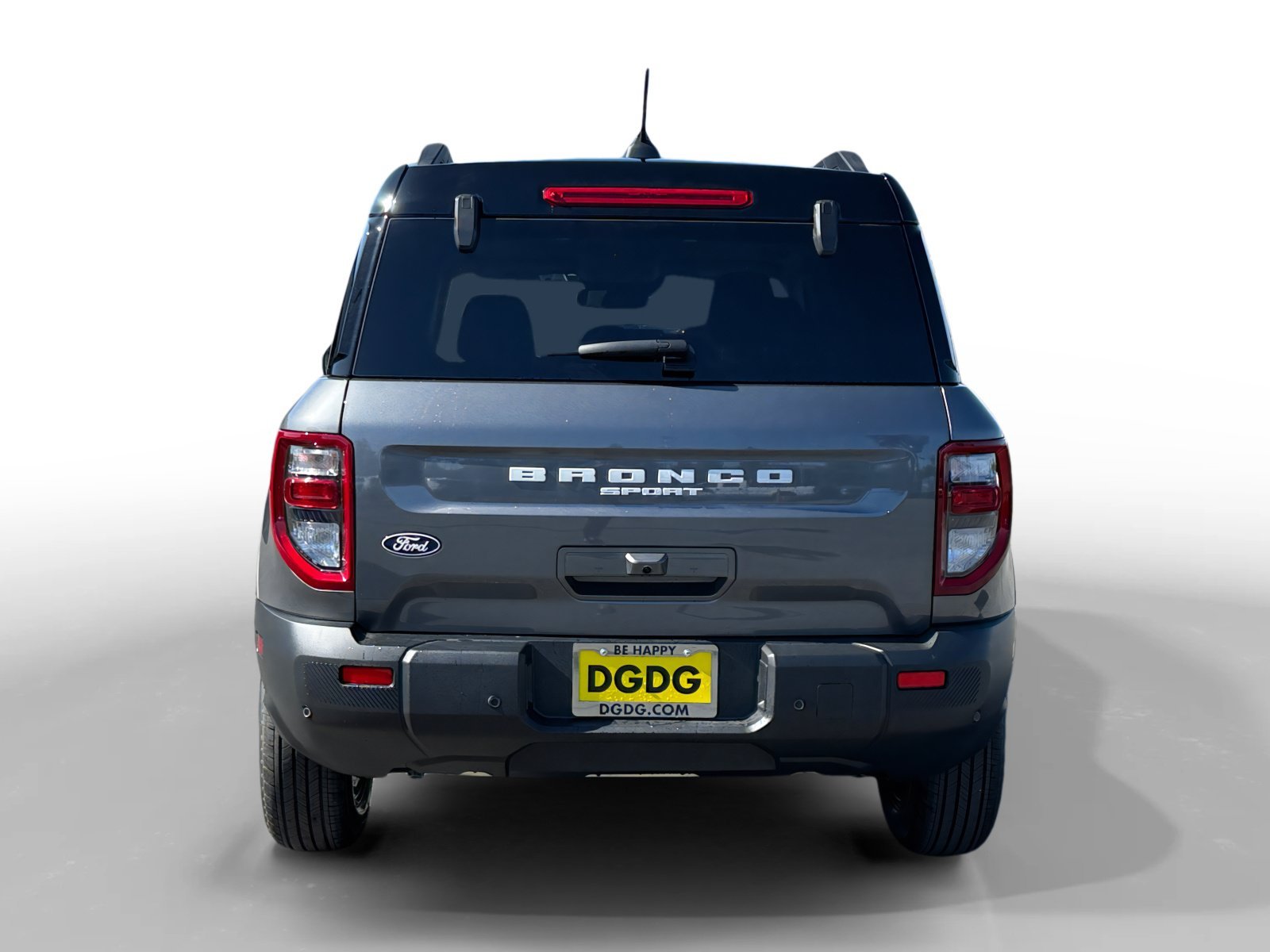 New 2026 Carbonized Gray Metallic Ford Outer Banks® image 4