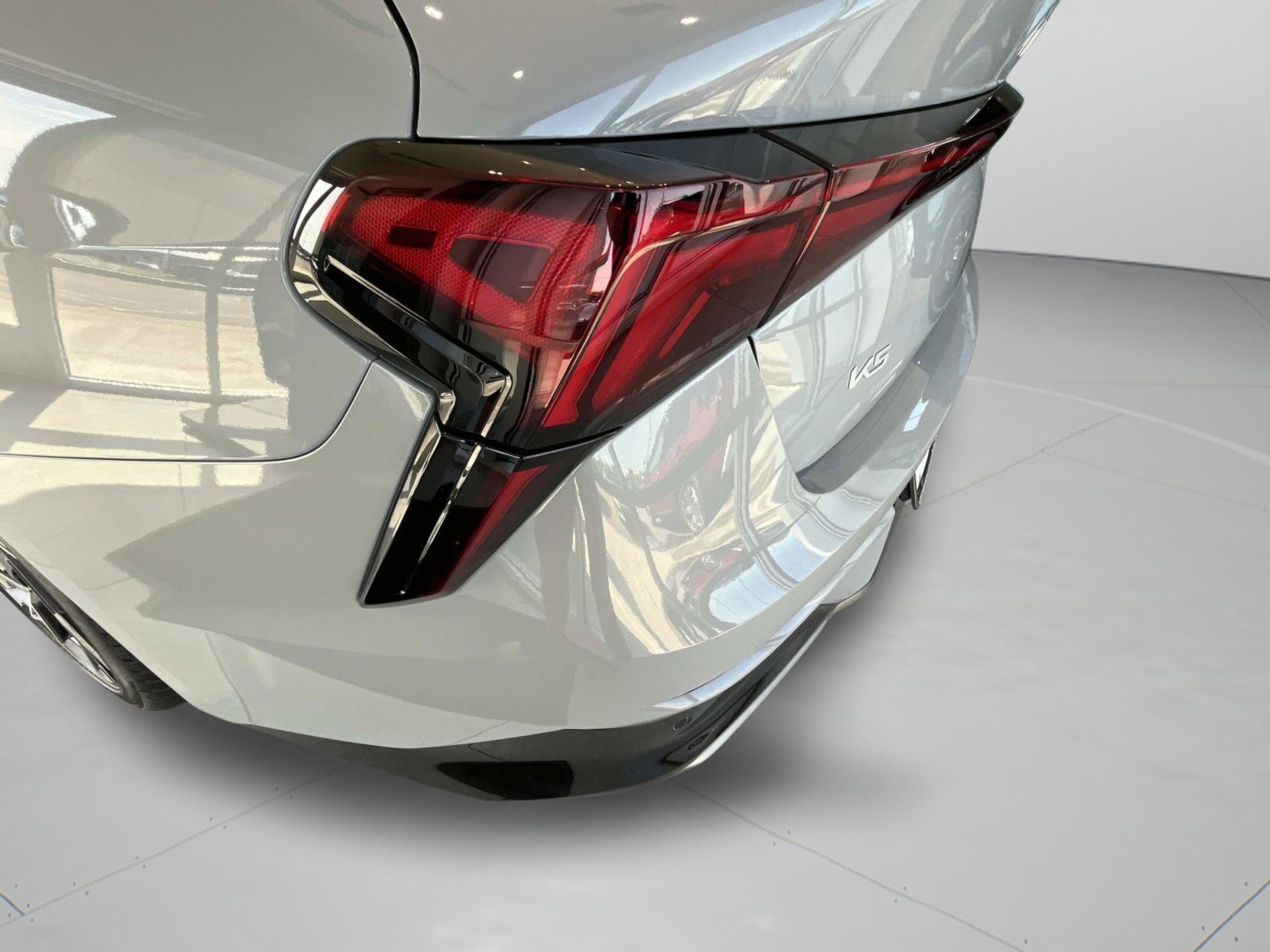 New 2026 Wolf Gray Kia GT-Line FWD image 30