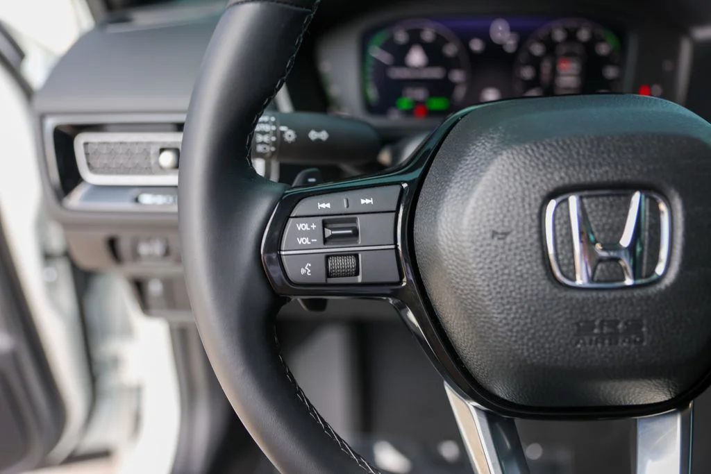 Used 2026 White Honda Sport image 17