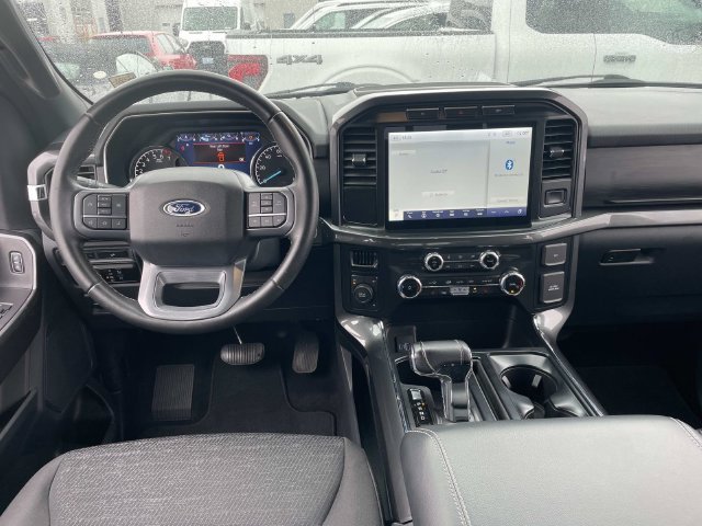 Used 2023 Silver Ford XLT image 19