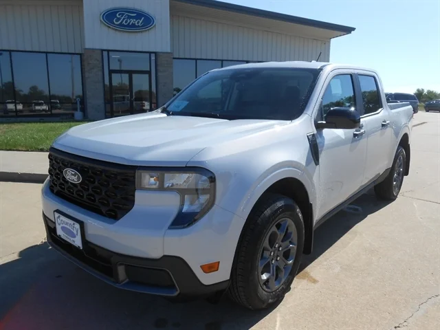 New 2026 Space White Metallic FORD XLT image 1
