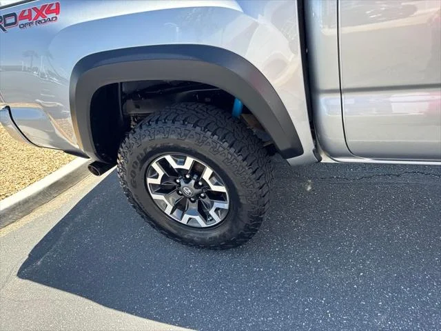 Certified Used 2020 SILVER SKY METALLIC Toyota  image 20