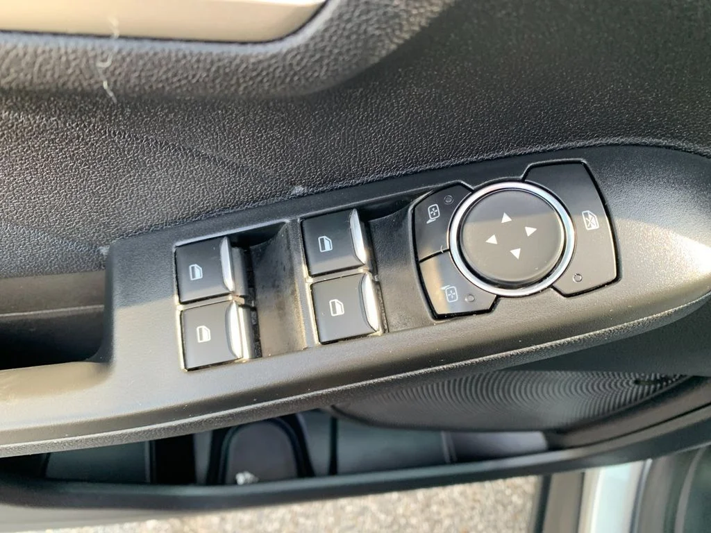 Used 2022 Silver Ford S image 13