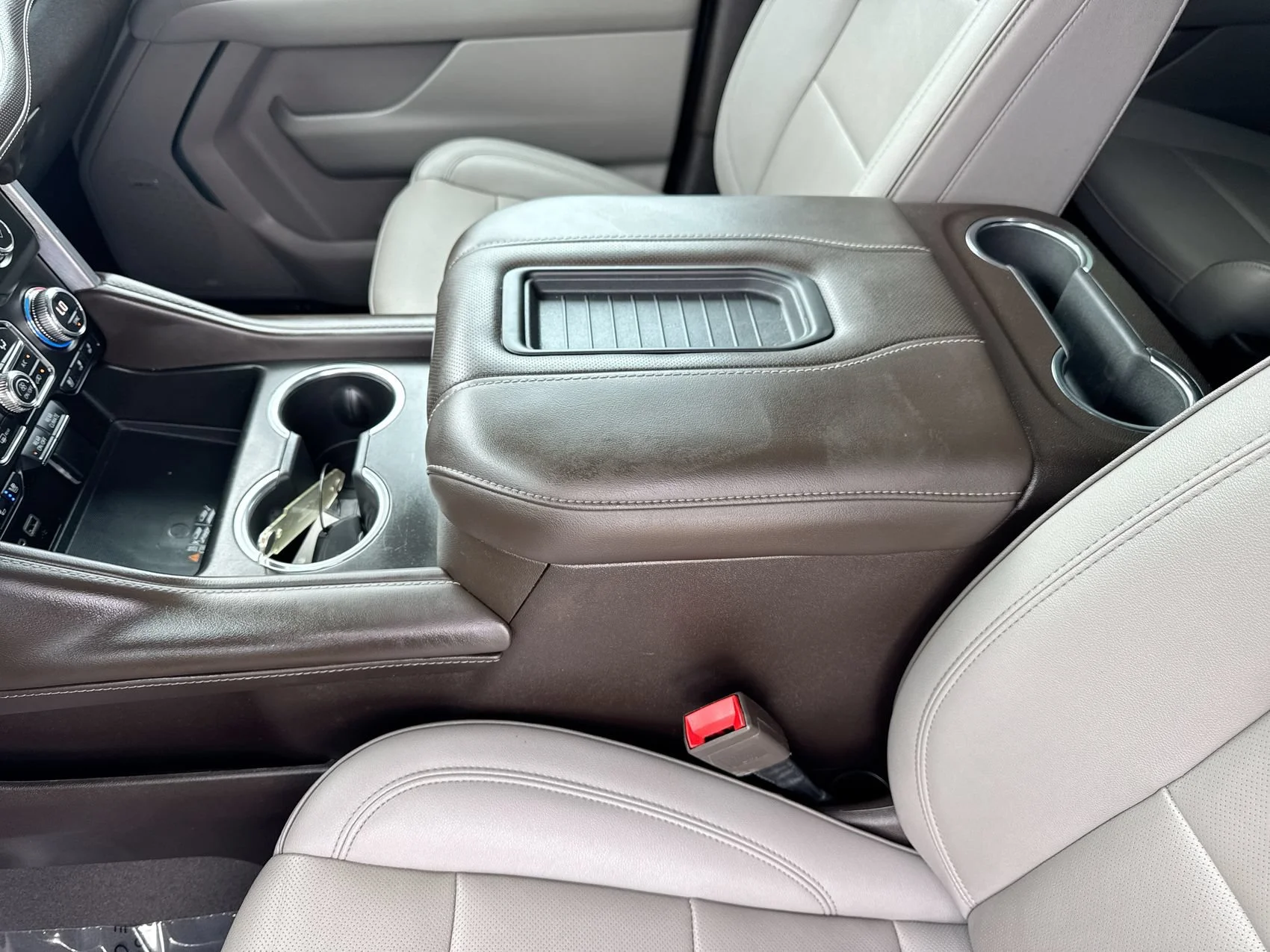 2023 GMC Yukon SLT - Photo 20