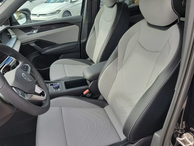 2026 Volkswagen Tiguan SE R-LINE BLACK - Photo 19